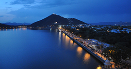 book a taxi from ahmedabad to udaipur